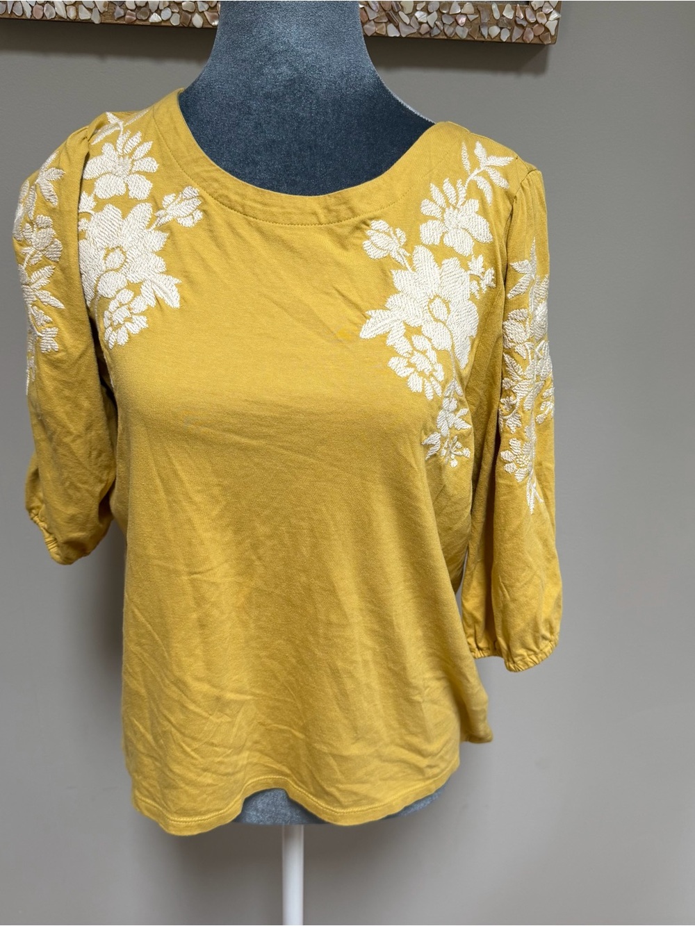 J. Jill Mustard Yellow Top petite medium white embroidered floral long sleeve